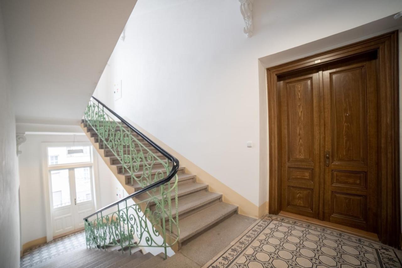 New Apartments Near Dancing House プラハ エクステリア 写真